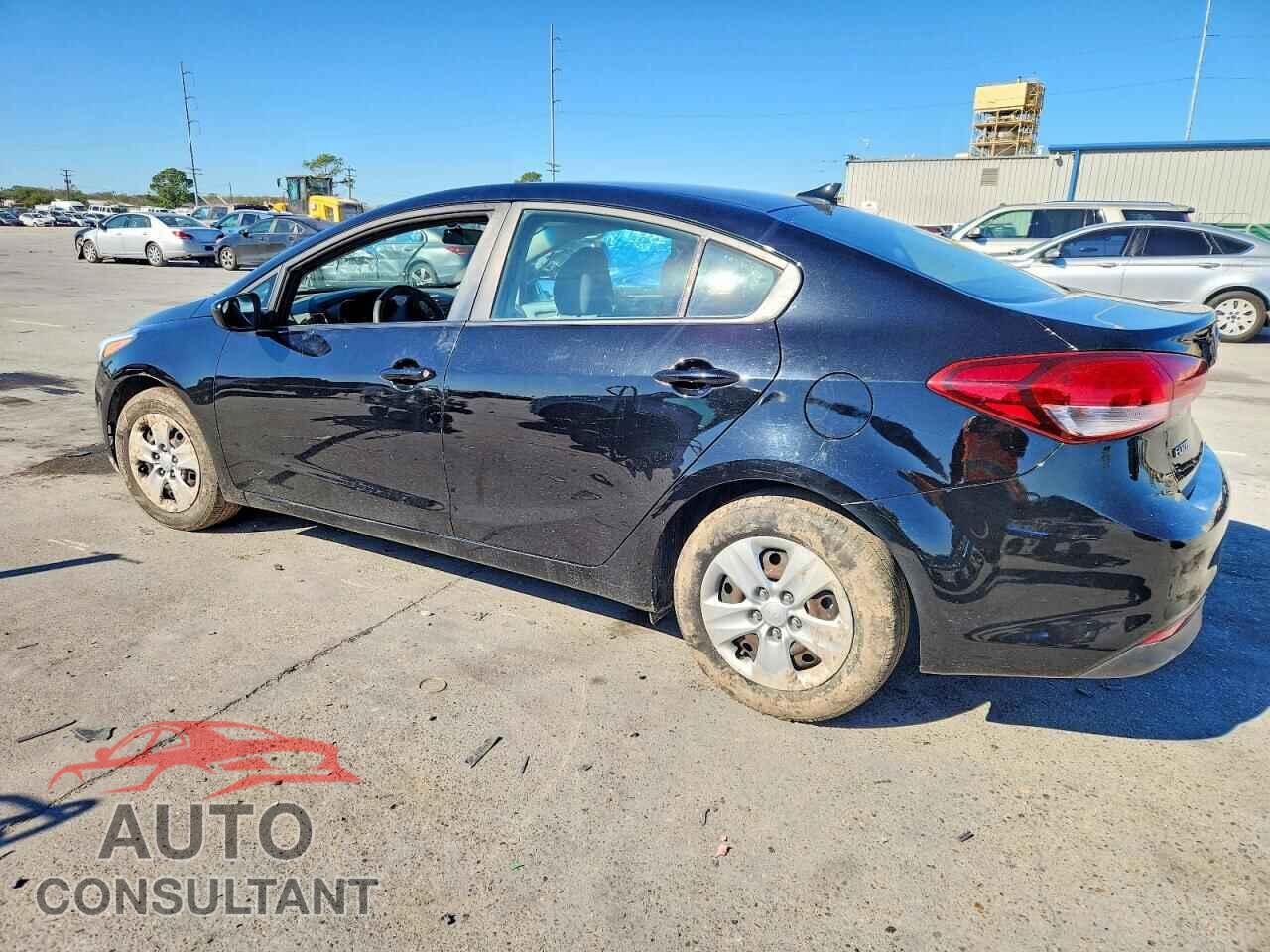 KIA FORTE 2017 - 3KPFK4A71HE040209