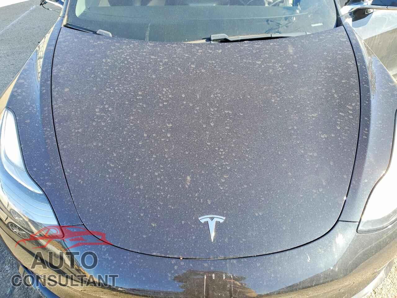 TESLA MODEL 3 2018 - 5YJ3E1EB2JF070844