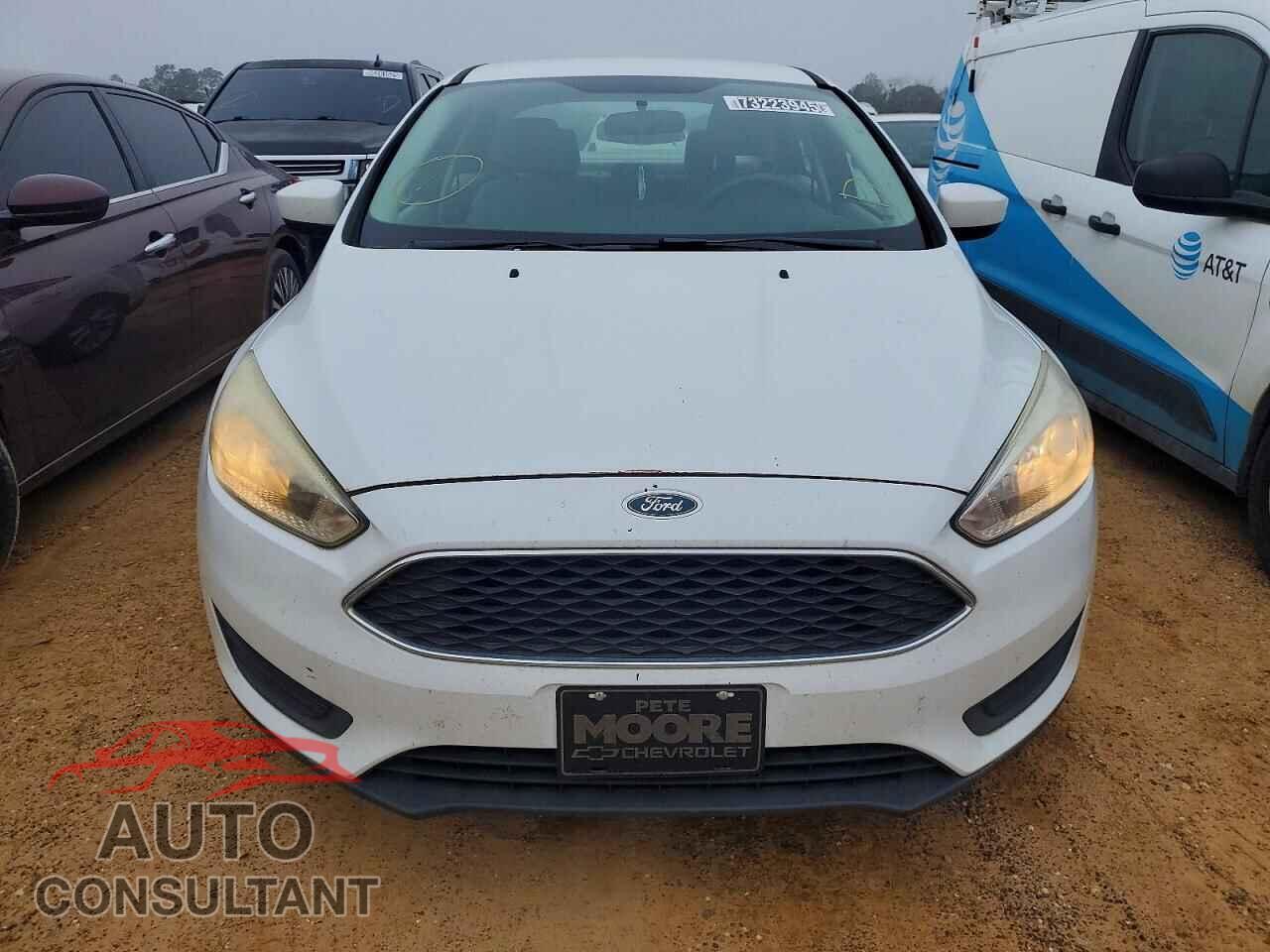 FORD FOCUS 2018 - 1FADP3F27JL324821