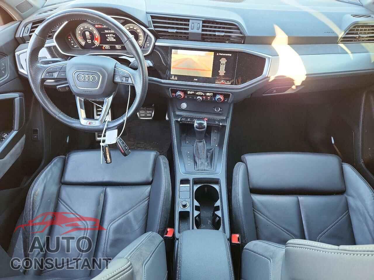 AUDI Q3 2020 - WA1FECF34L1069135