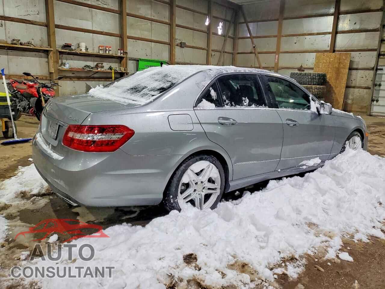MERCEDES-BENZ E-CLASS 2011 - WDDHF8HB3BA326769