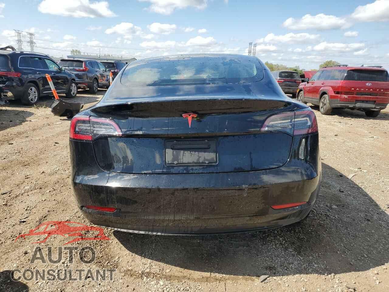 TESLA MODEL 3 2019 - 5YJ3E1EA0KF325337