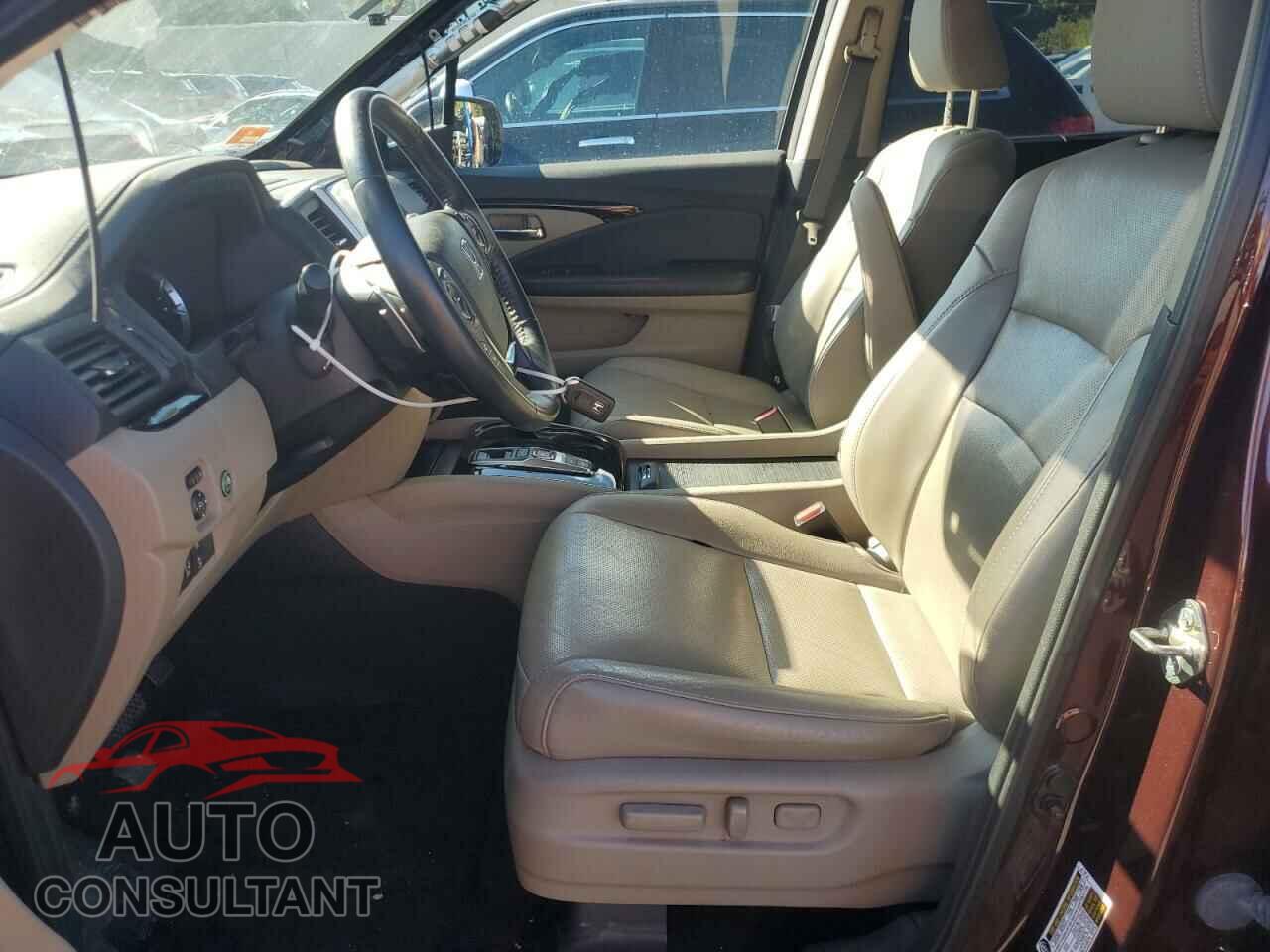 HONDA PILOT 2017 - 5FNYF6H07HB001927
