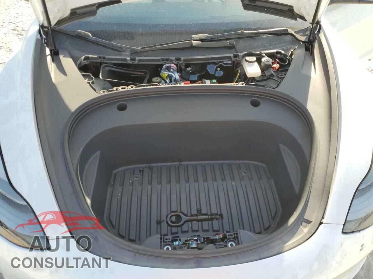 TESLA MODEL 3 2023 - 5YJ3E1EA7PF572281