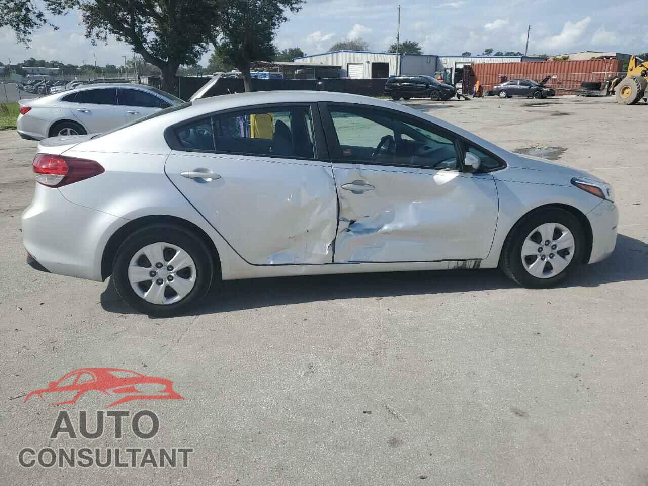 KIA FORTE 2017 - 3KPFL4A76HE074451