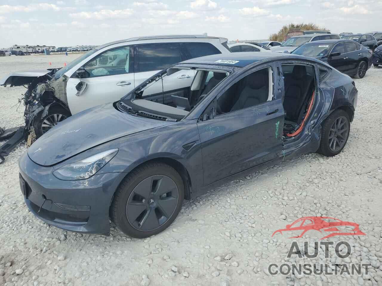 TESLA MODEL 3 2023 - 5YJ3E1EA7PF469071