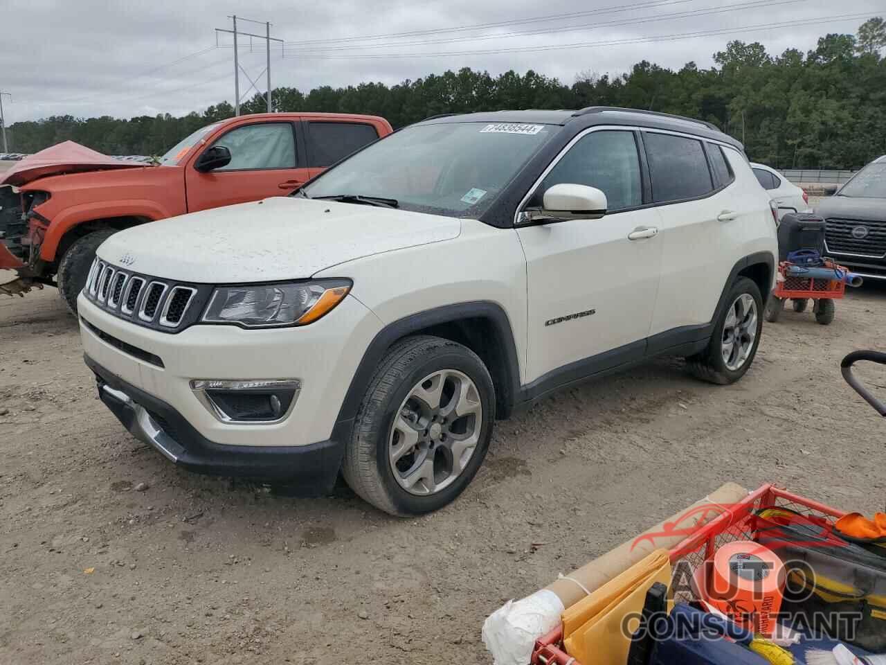 JEEP COMPASS 2018 - 3C4NJCCBXJT215181