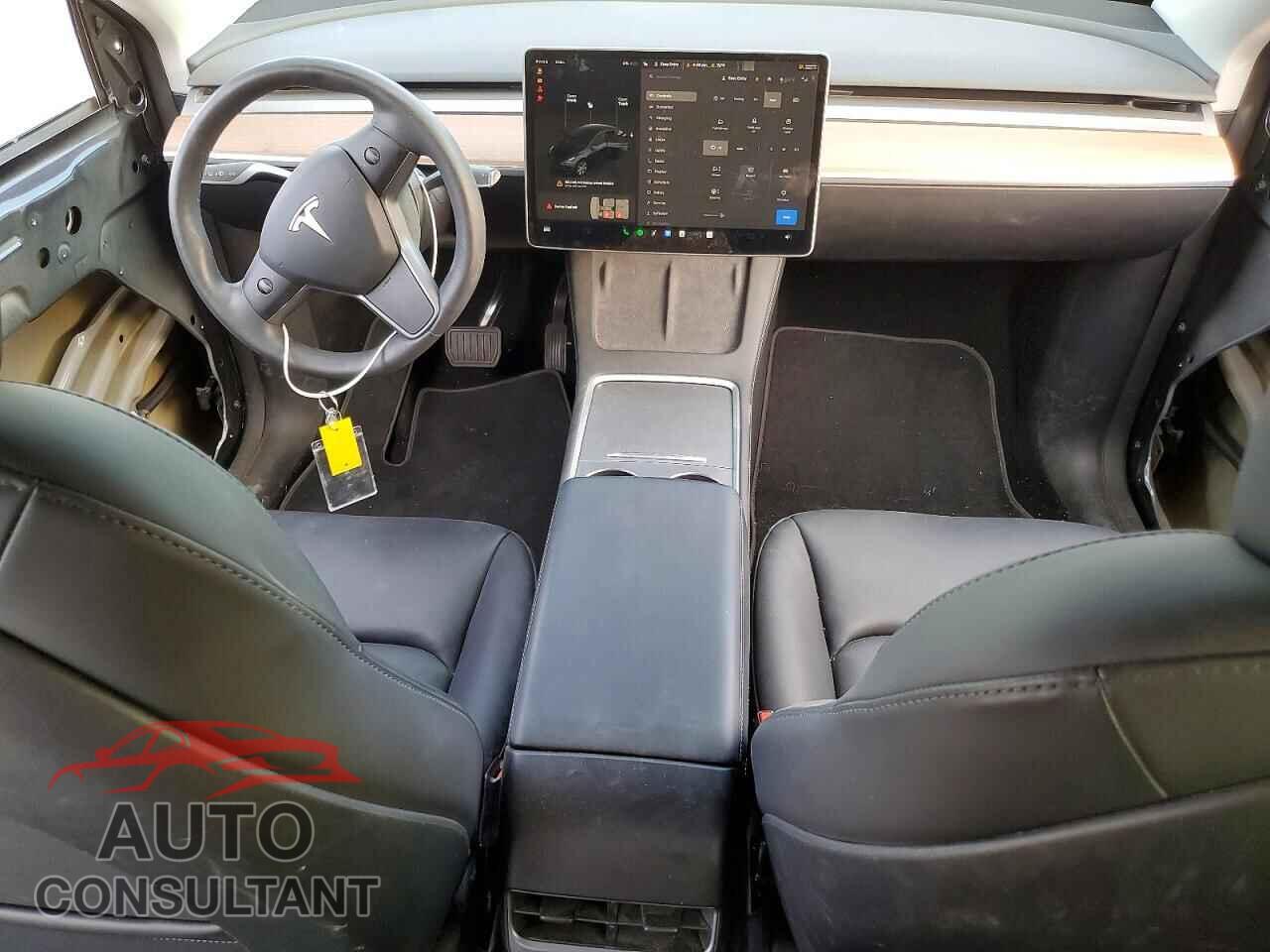 TESLA MODEL Y 2024 - 7SAYGDED1RF078080