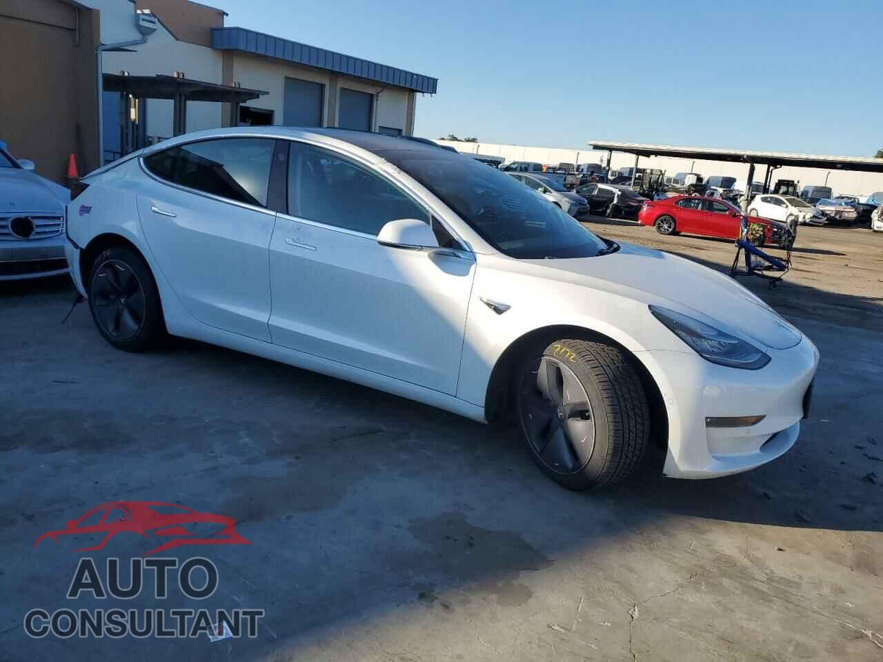 TESLA MODEL 3 2018 - 5YJ3E1EA8JF161866