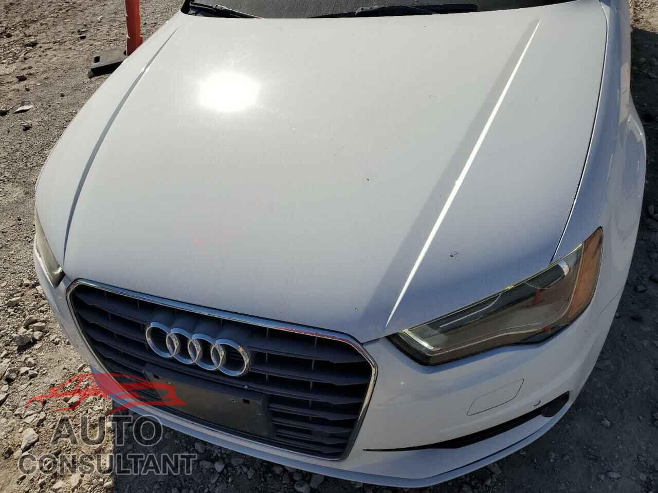 AUDI A3 2016 - WAUA7GFF2G1053921