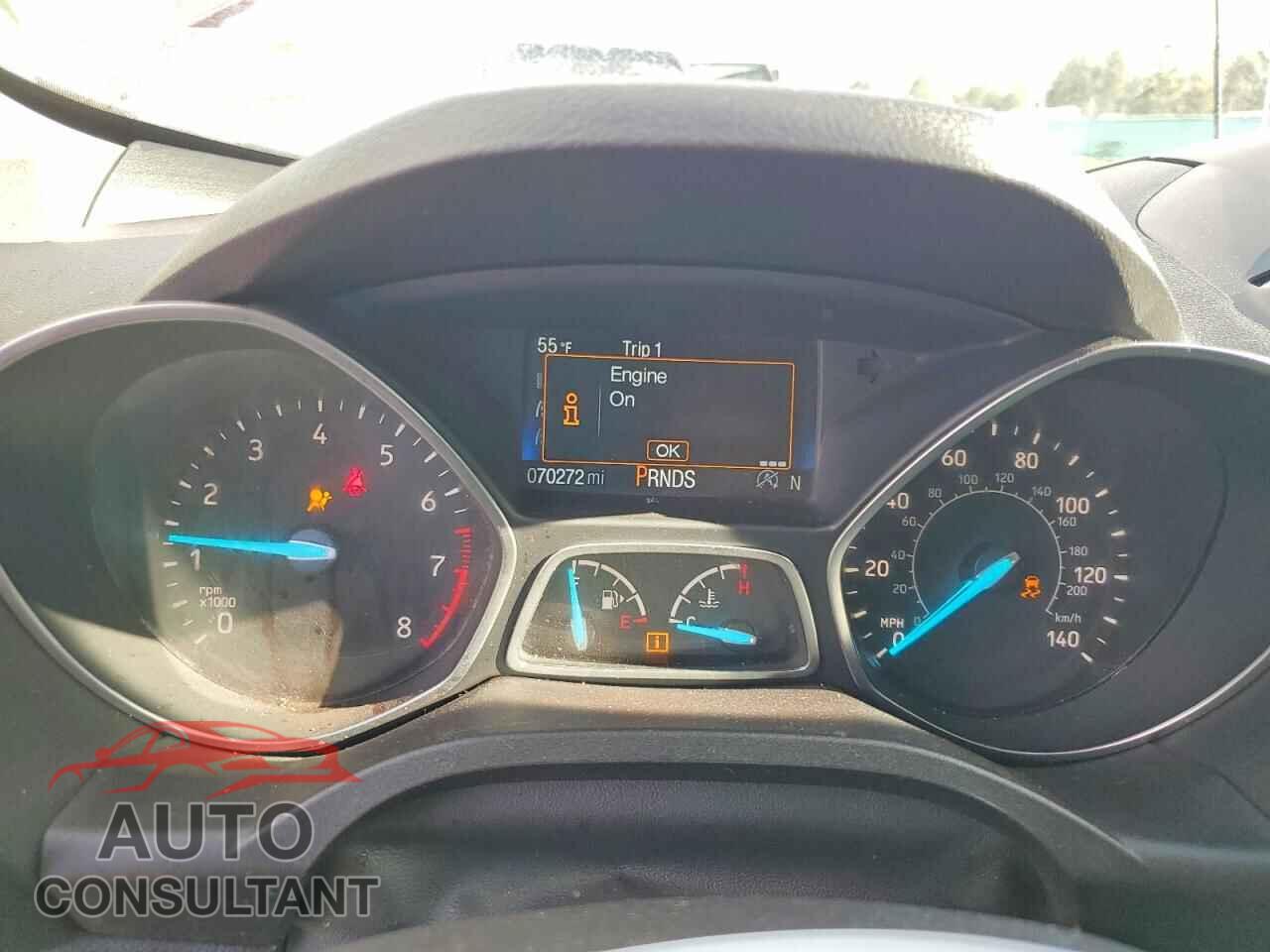 FORD ESCAPE 2017 - 1FMCU9J98HUE72885