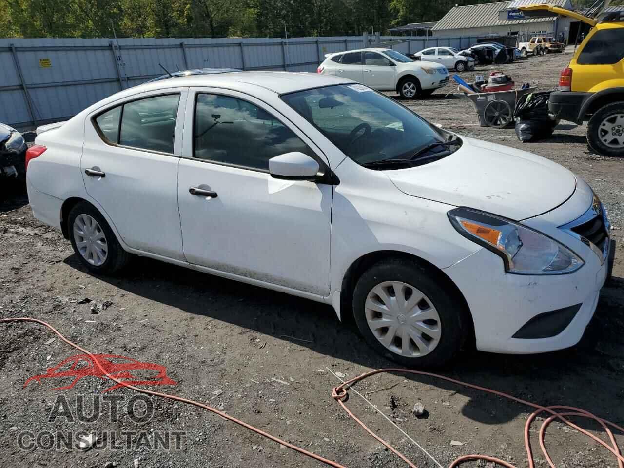 NISSAN VERSA 2018 - 3N1CN7AP3JL837965