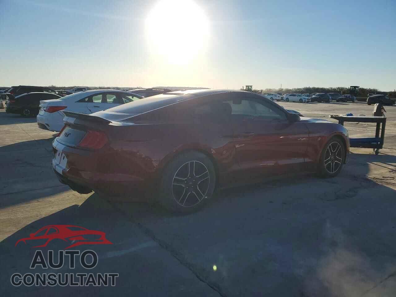 FORD MUSTANG 2018 - 1FA6P8CF1J5111574