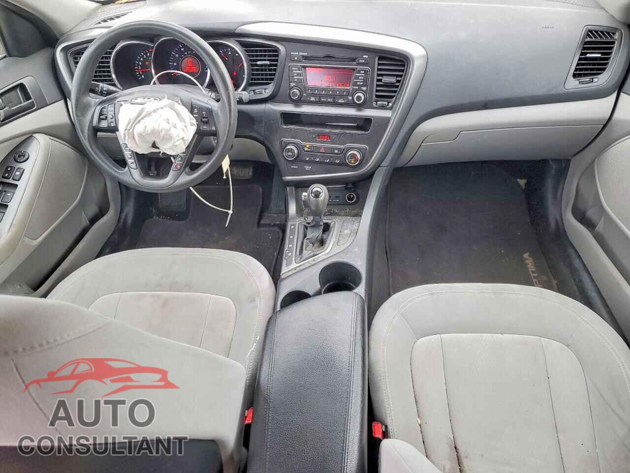 KIA OPTIMA 2011 - KNAGM4A72B5085593