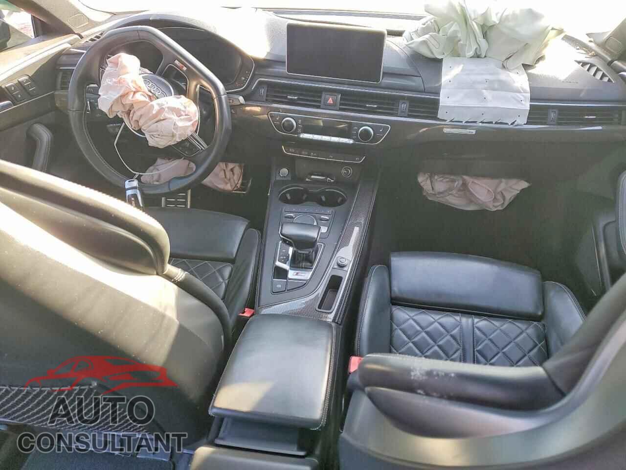 AUDI S5/RS5 2018 - WAUC4CF50JA003561