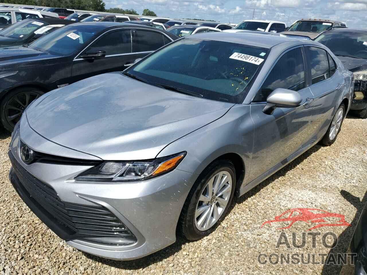TOYOTA CAMRY 2024 - 4T1C11AK2RU198842