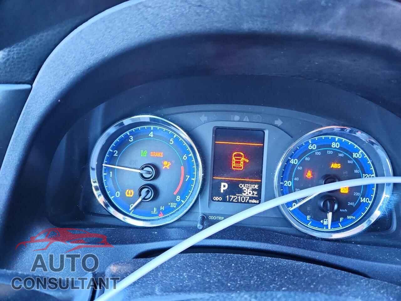 TOYOTA COROLLA 2017 - 2T1BURHEXHC873757
