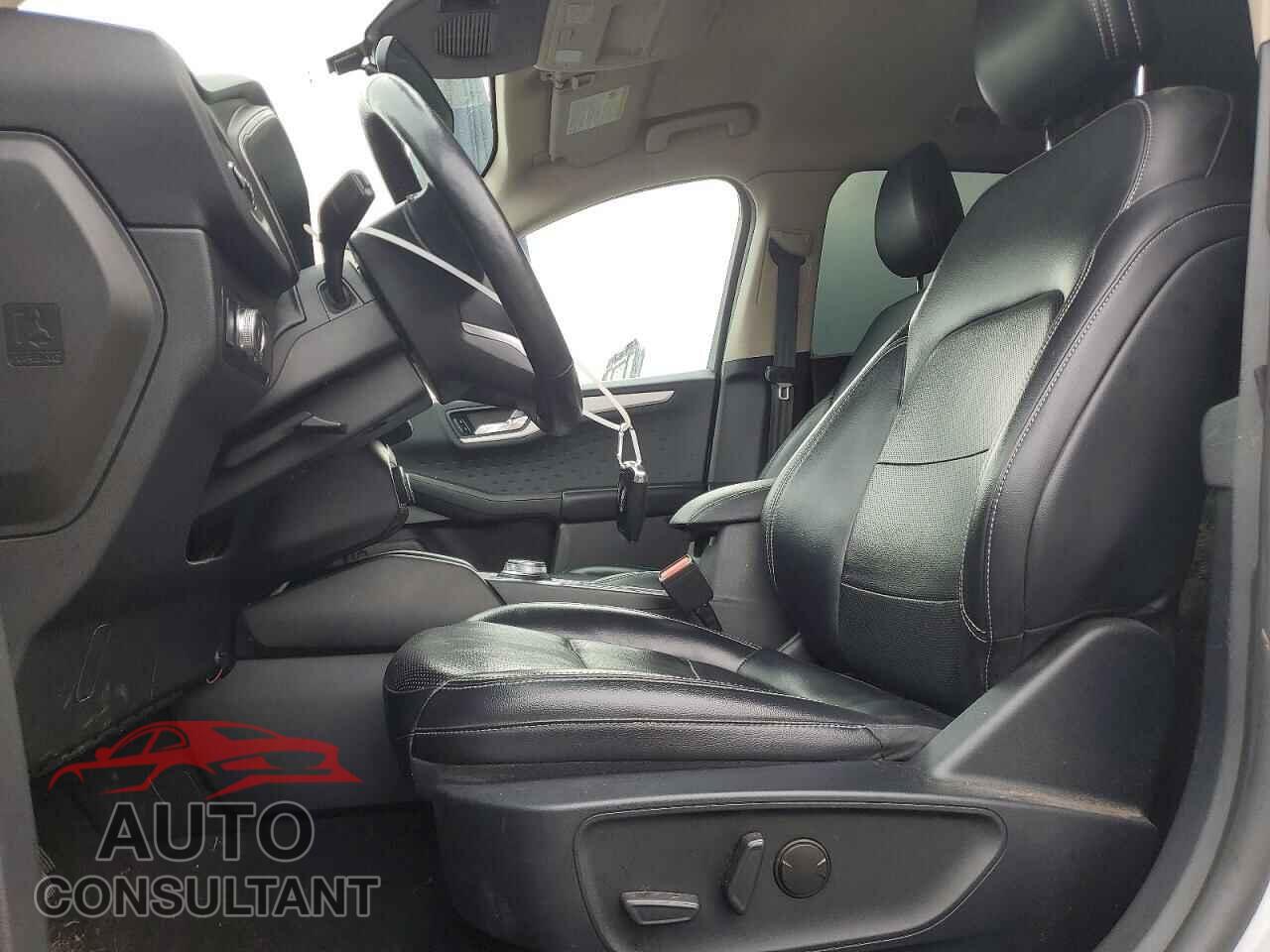 FORD ESCAPE 2020 - 1FMCU0H61LUA81058