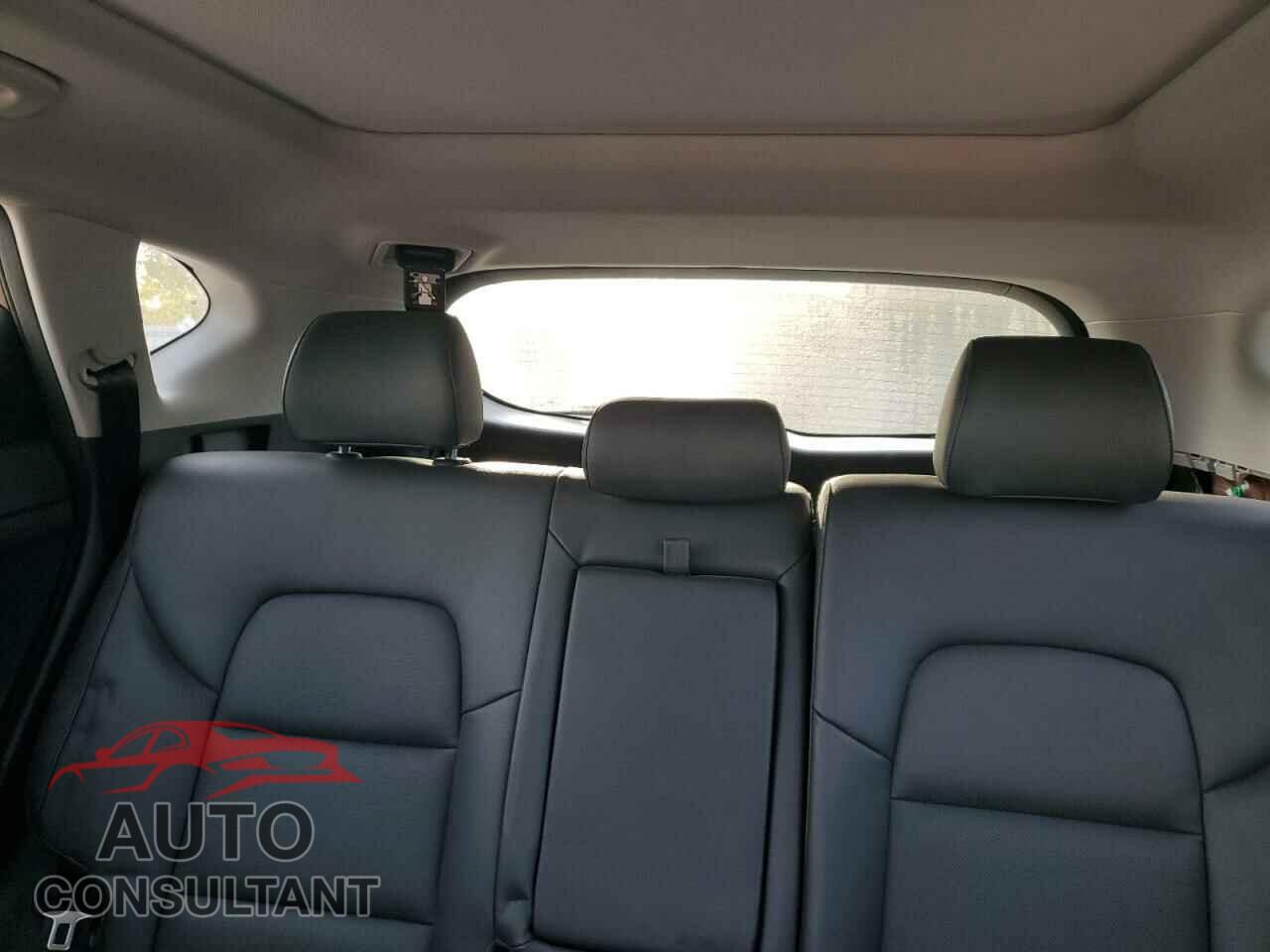 HYUNDAI TUCSON 2017 - KM8J3CA46HU576304