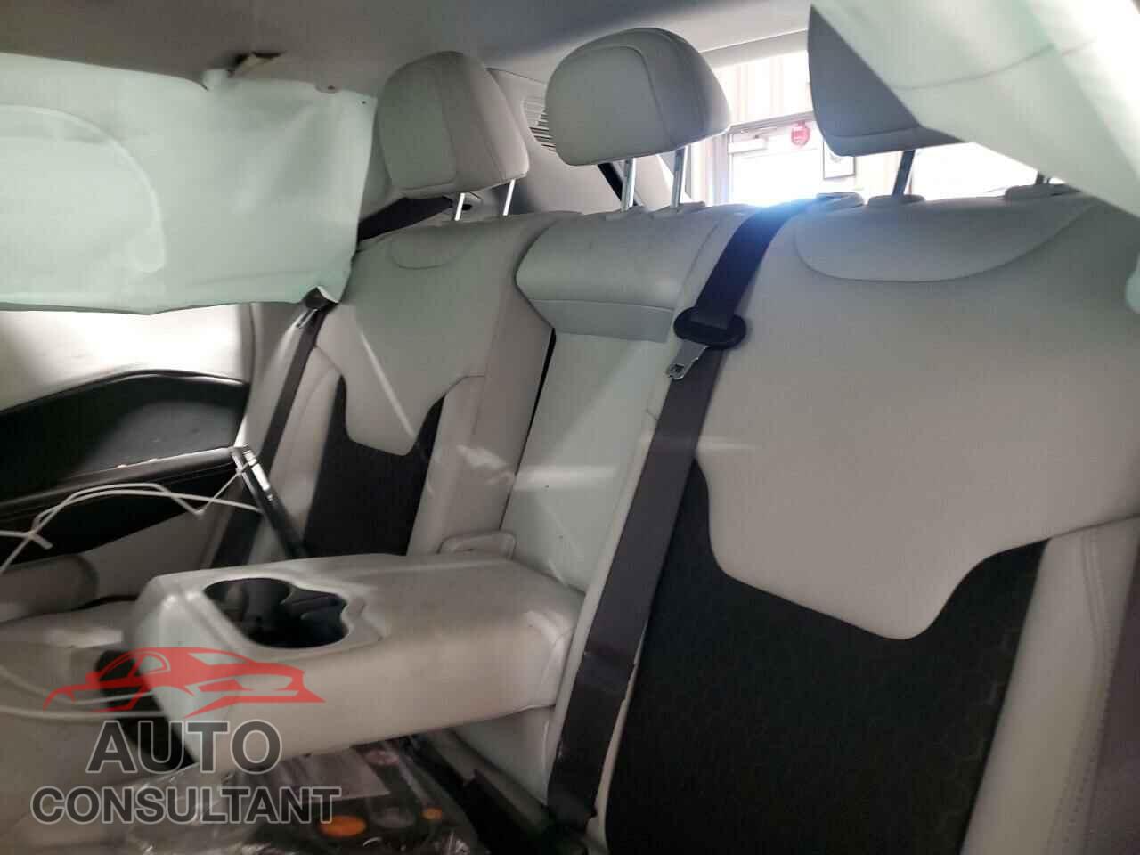JEEP COMPASS 2019 - 3C4NJDBB0KT834431