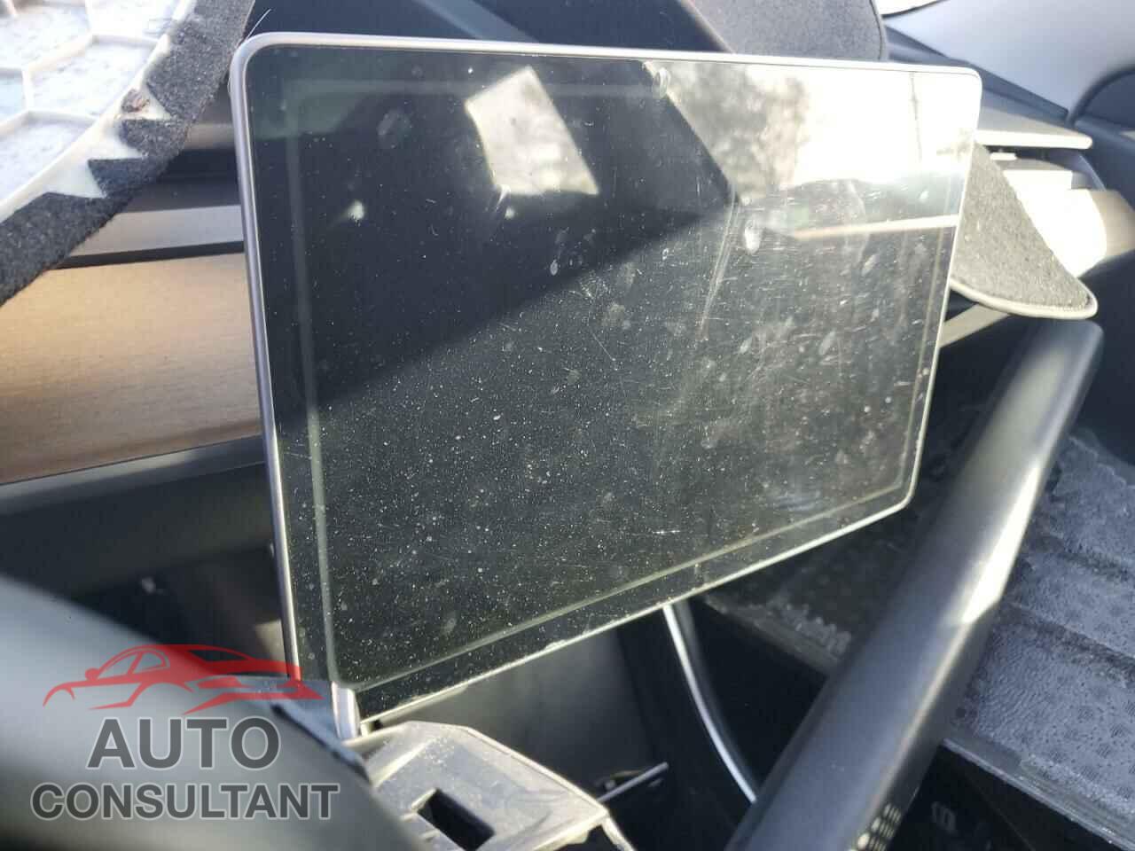 TESLA MODEL 3 2018 - 5YJ3E1EA2JF018783