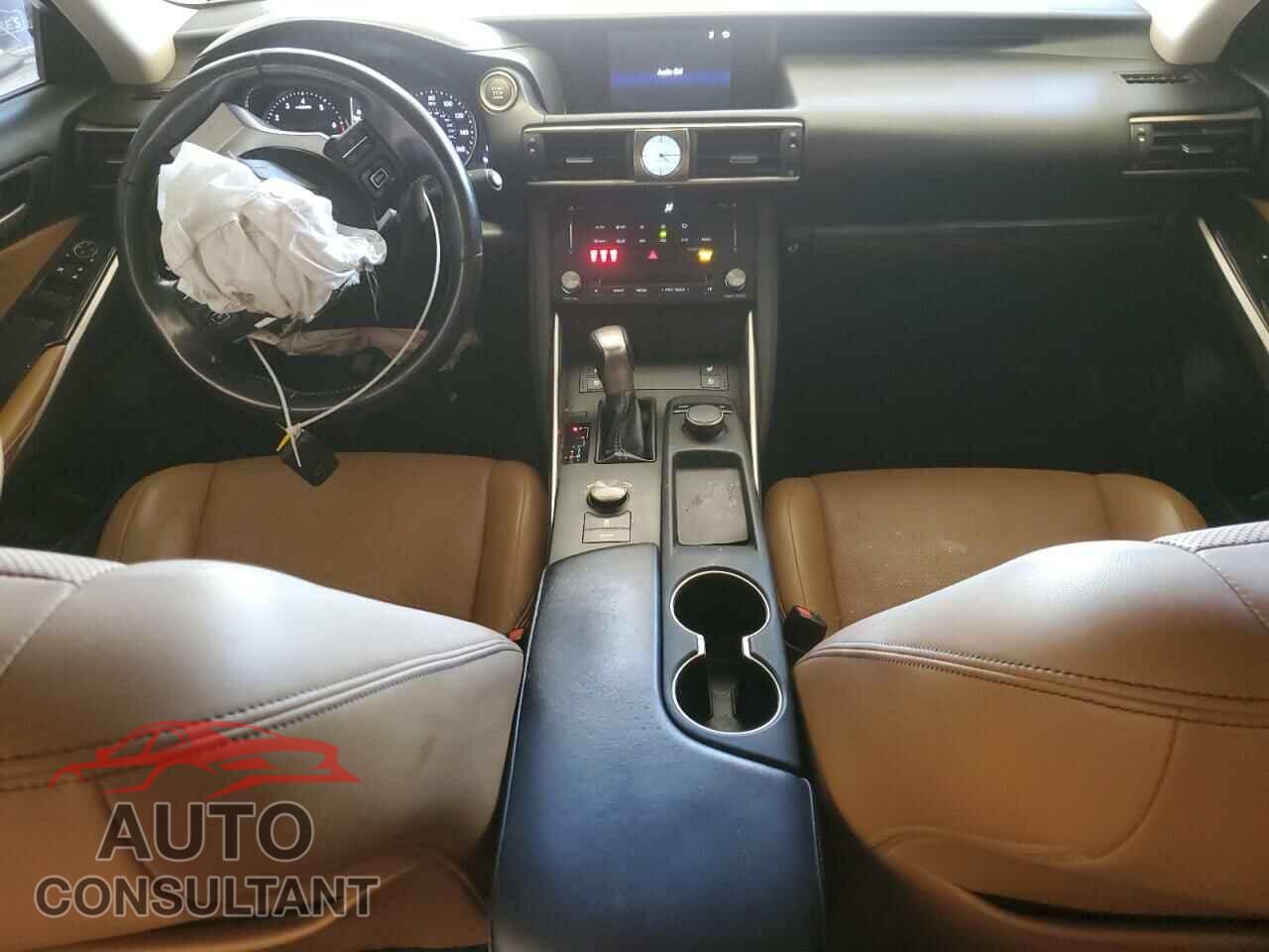 LEXUS IS 2017 - JTHCM1D27H5025395