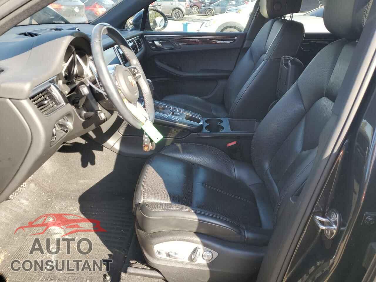 PORSCHE MACAN 2017 - WP1AA2A56HLB82187
