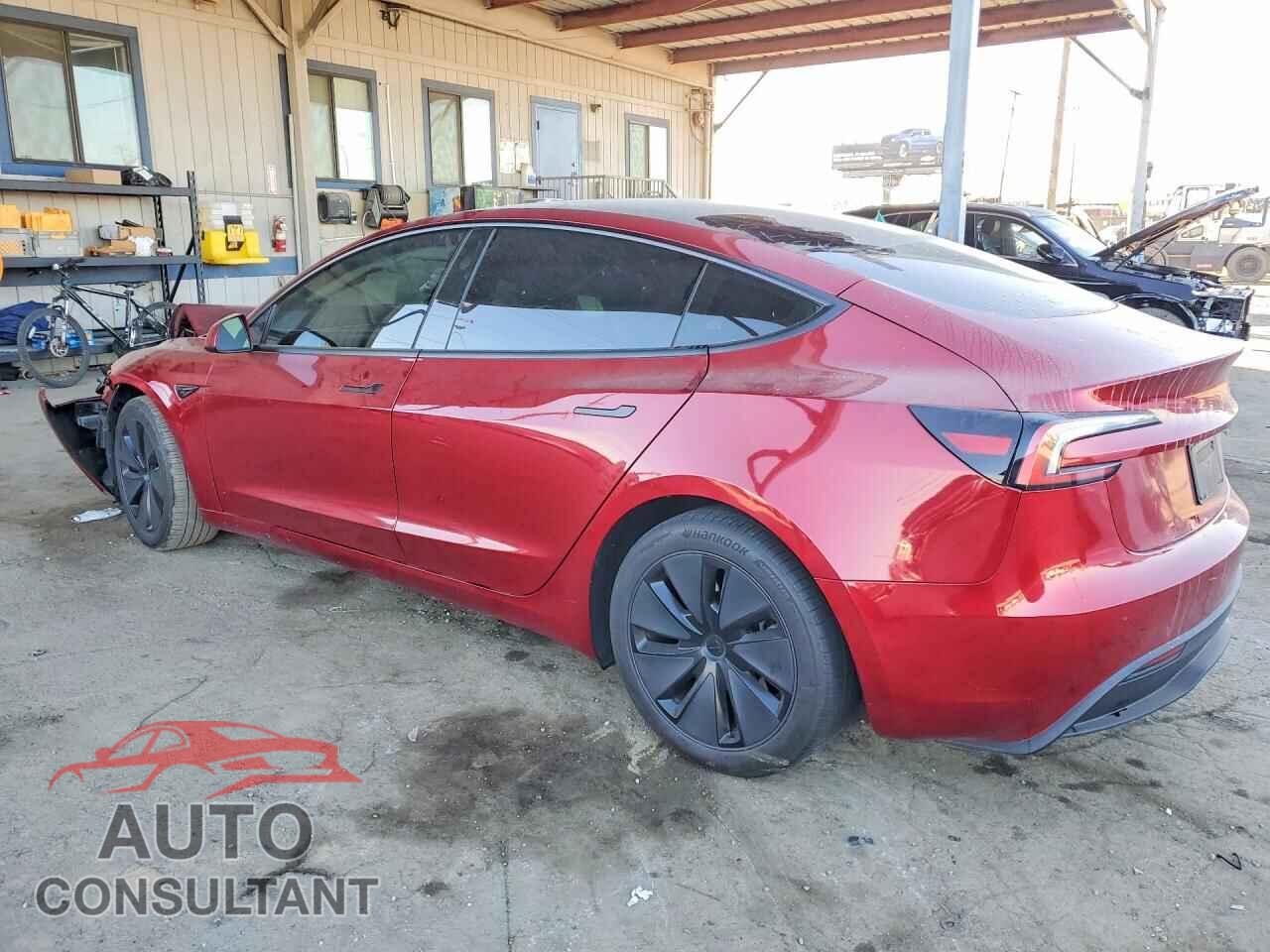 TESLA MODEL 3 2024 - 5YJ3E1EA6RF735392
