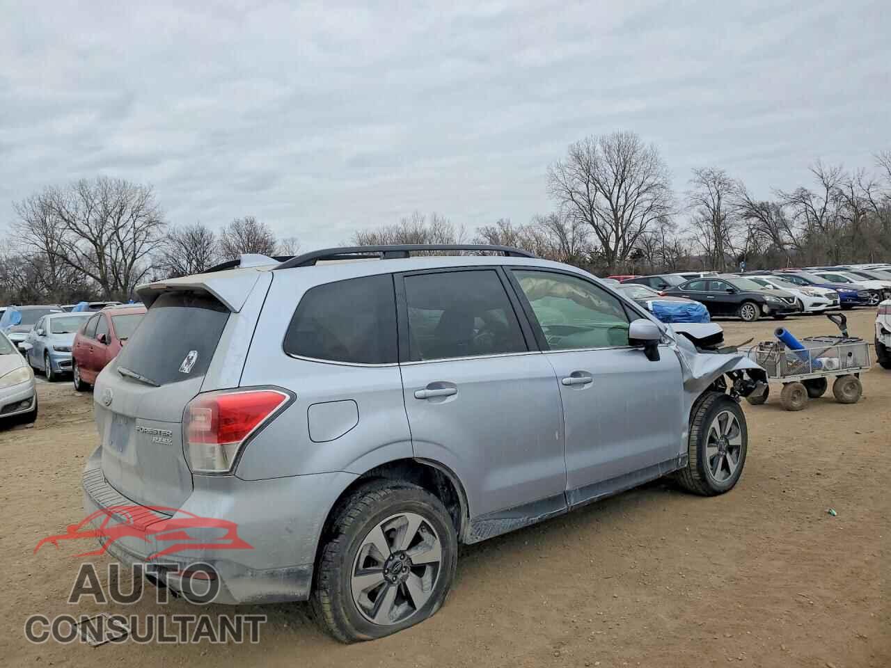 SUBARU FORESTER 2017 - JF2SJAJC8HH576258