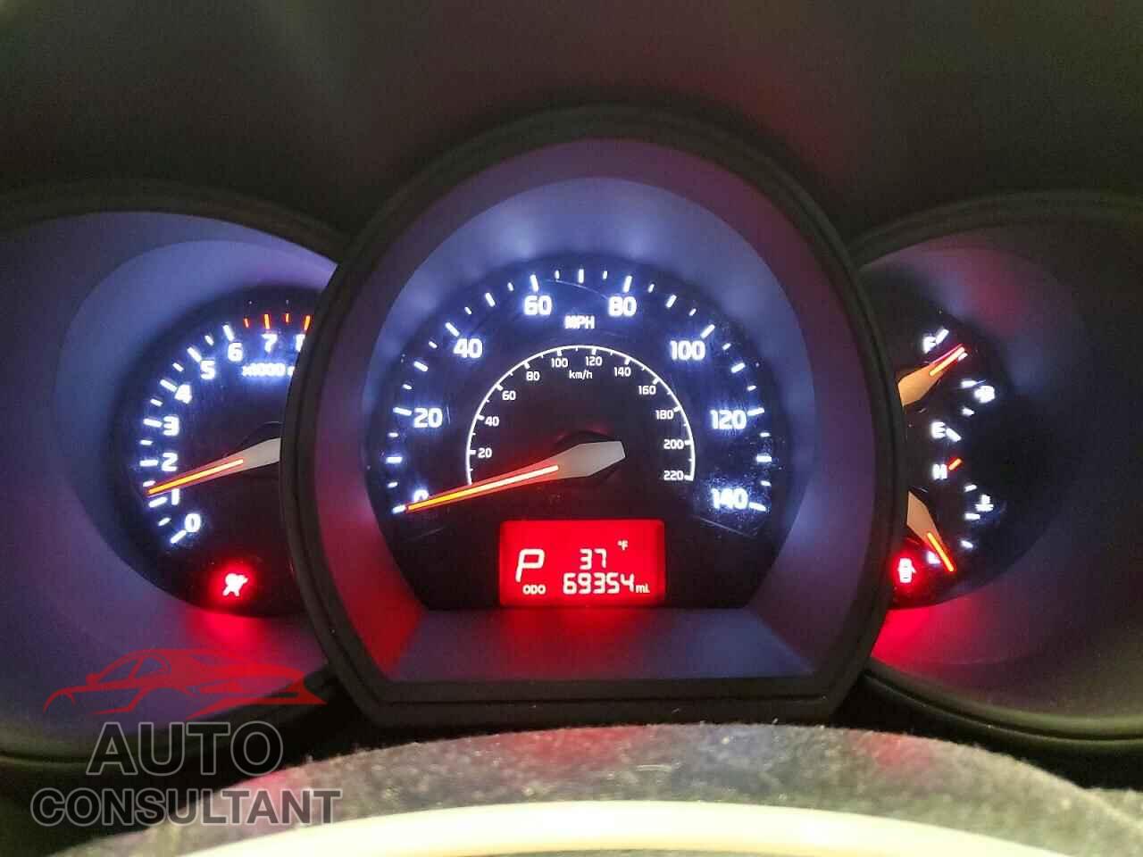 KIA RIO 2014 - KNADM5A33E6415228