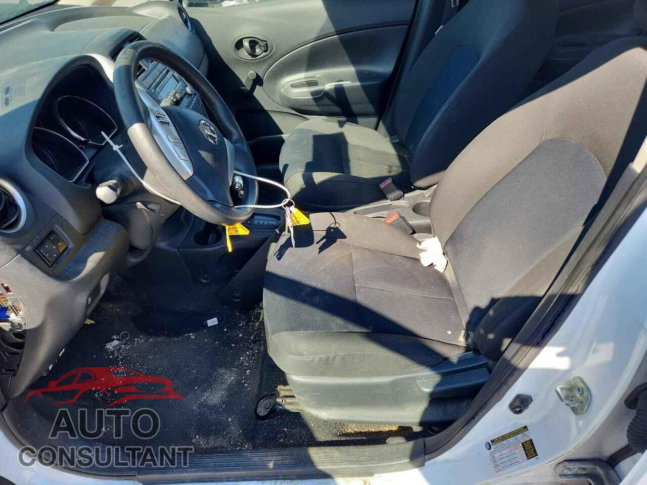 NISSAN VERSA 2017 - 3N1CE2CP7HL373170
