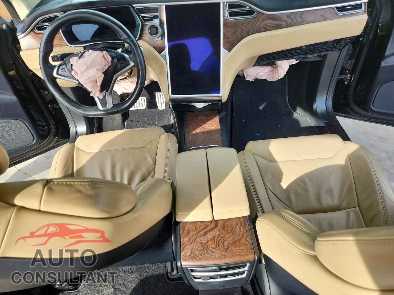 TESLA MODEL X 2017 - 5YJXCBE47HF051876