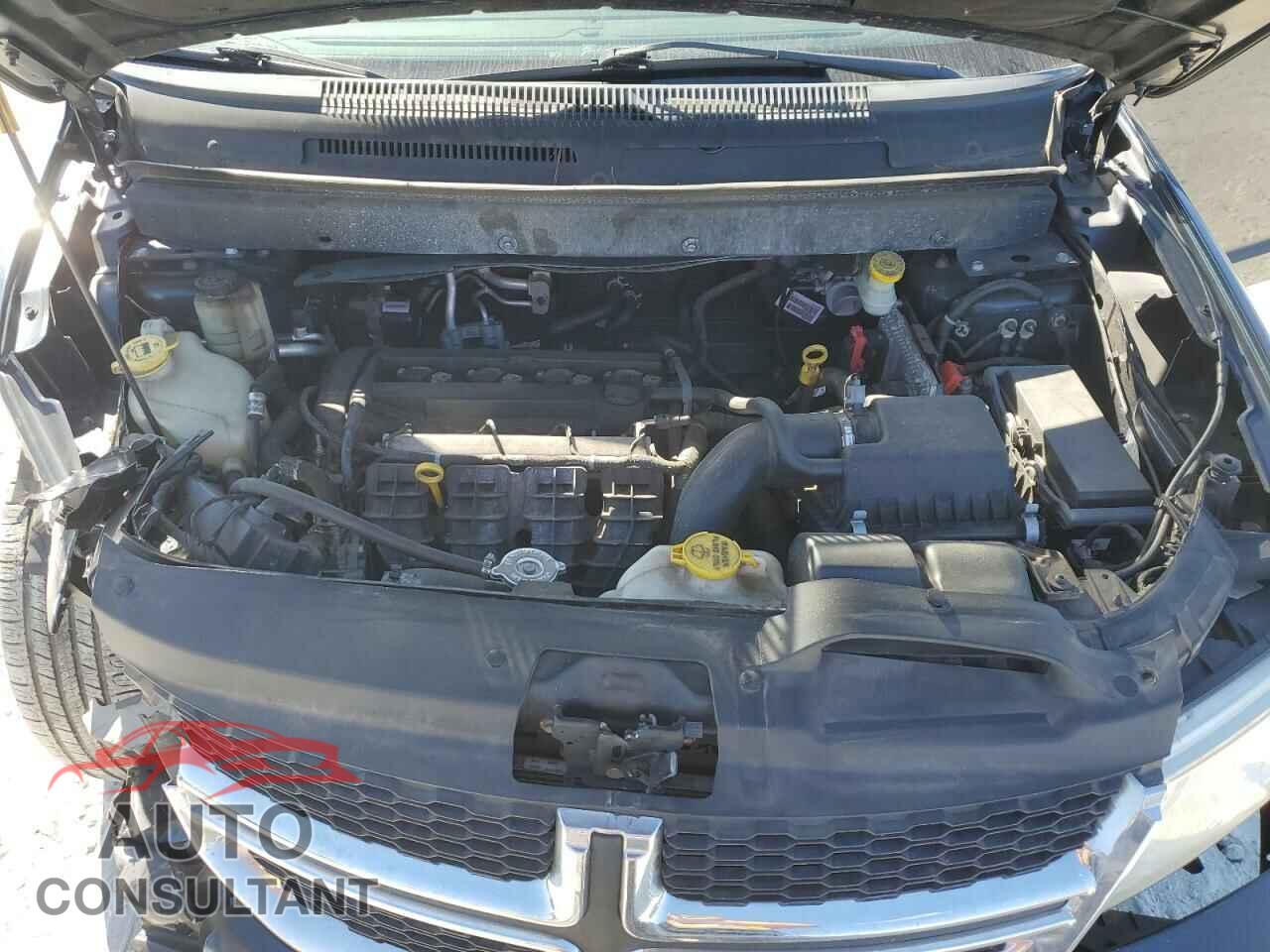DODGE JOURNEY 2015 - 3C4PDCAB4FT735886
