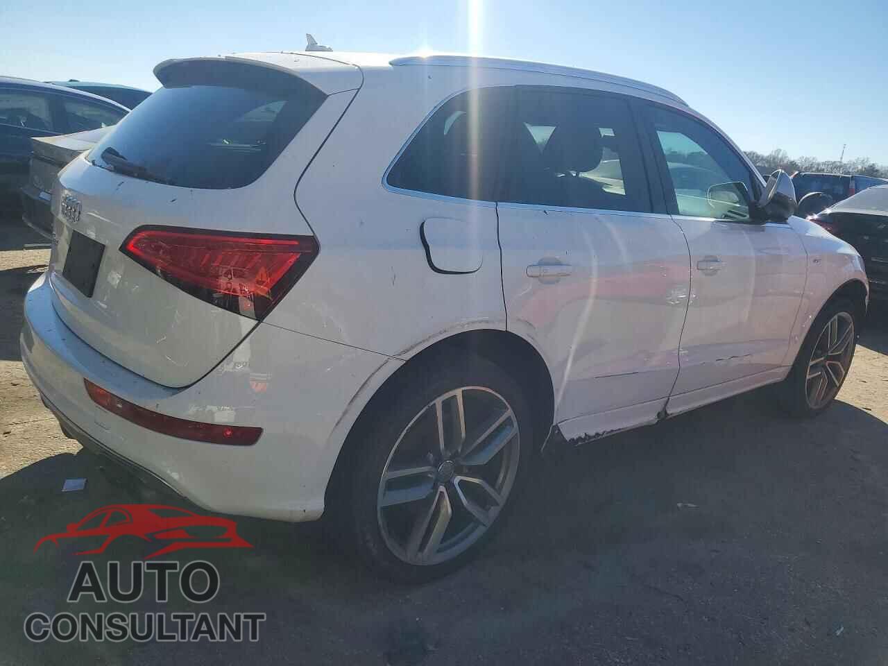 AUDI SQ5 2014 - WA1CGAFP4EA030701