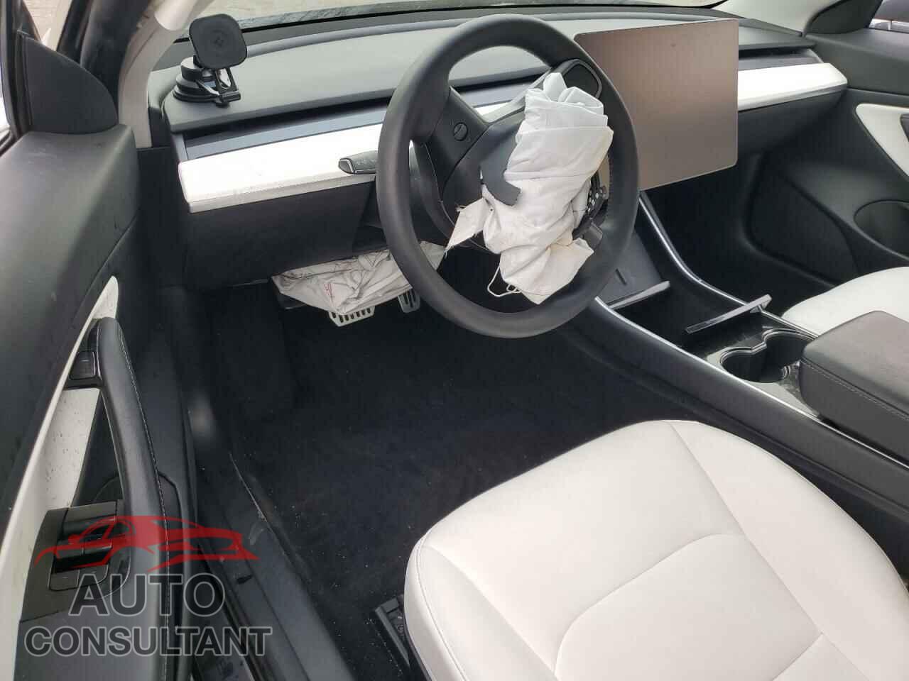 TESLA MODEL 3 2020 - 5YJ3E1EA1LF746002