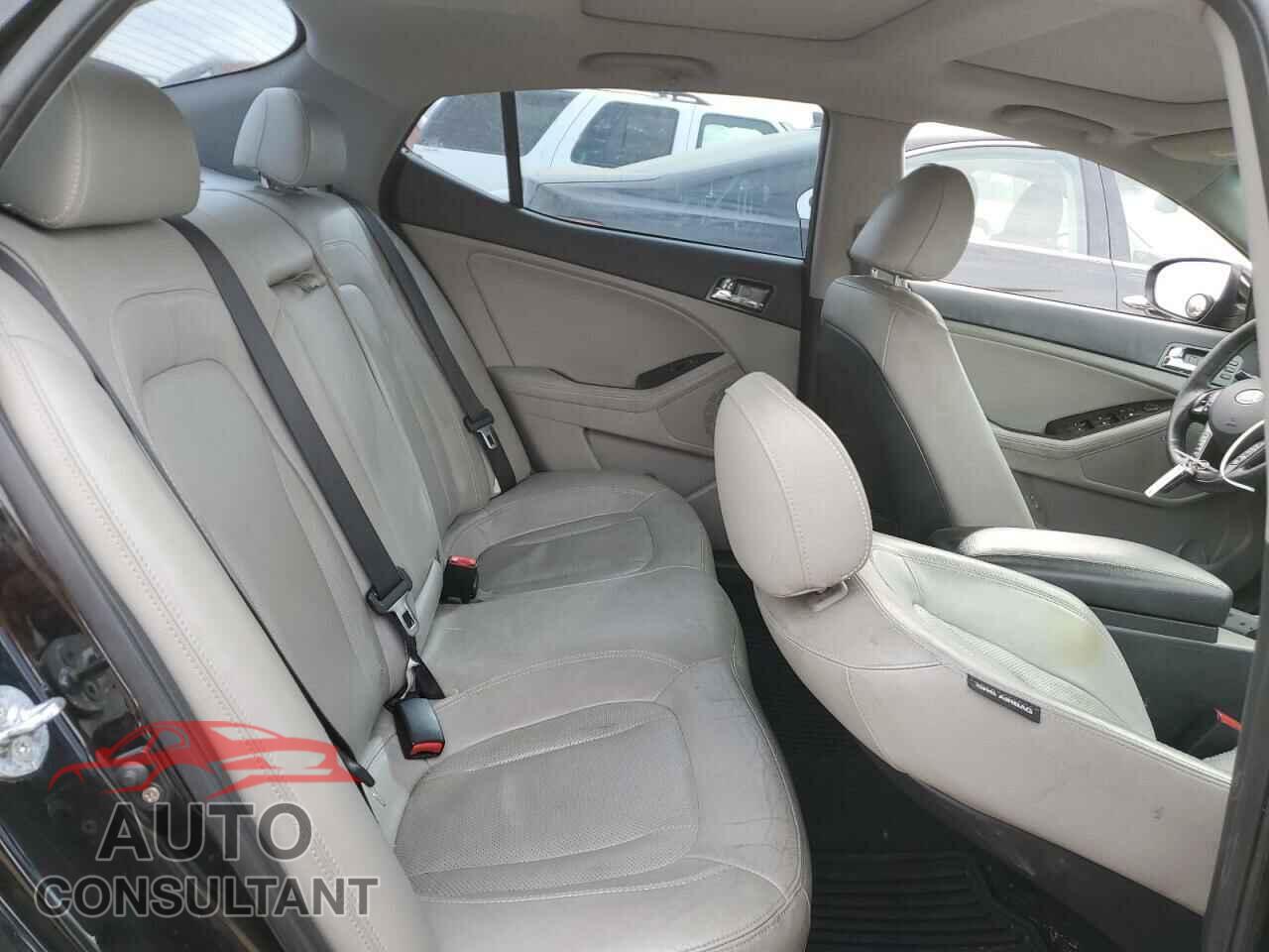 KIA OPTIMA 2011 - KNAGN4A76B5128135