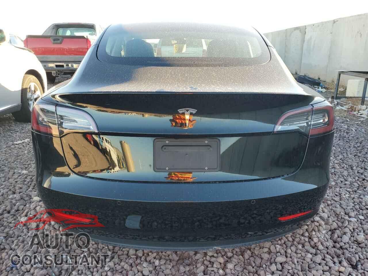 TESLA MODEL 3 2021 - 5YJ3E1EA3MF053613