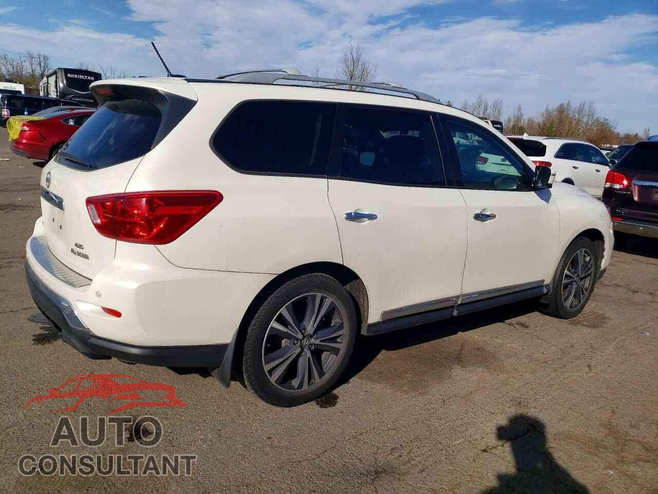 NISSAN PATHFINDER 2017 - 5N1DR2MM6HC904876
