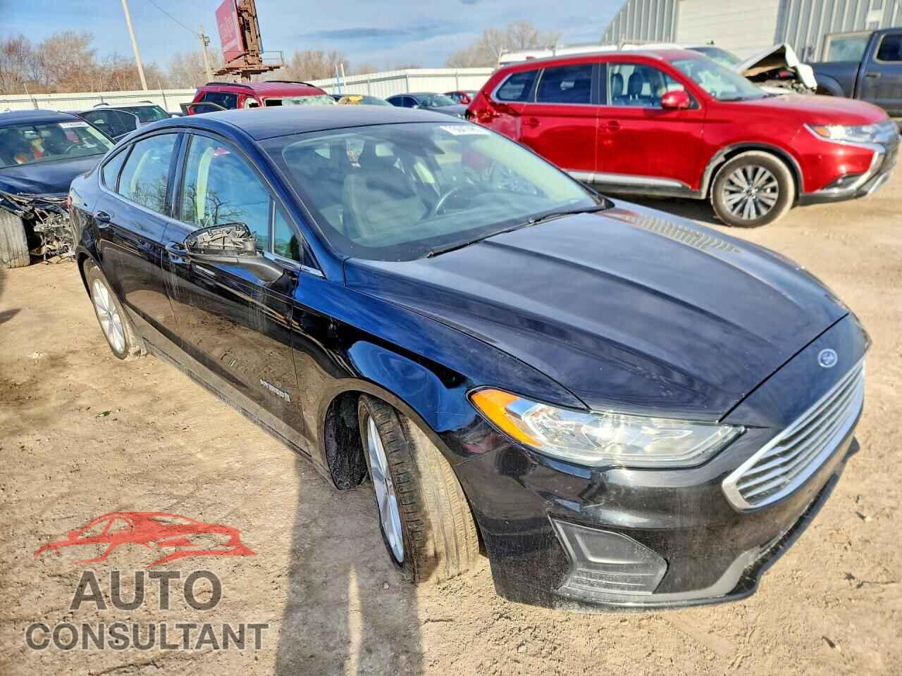 FORD FUSION 2019 - 3FA6P0LU6KR197270