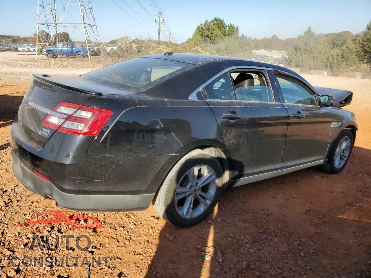 FORD TAURUS 2017 - 1FAHP2E89HG116430