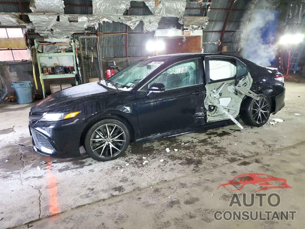 TOYOTA CAMRY 2022 - 4T1T11BK4NU061359