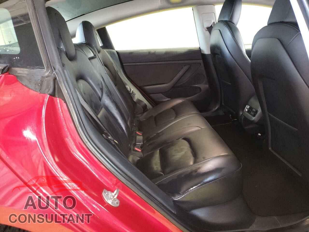 TESLA MODEL 3 2022 - 5YJ3E1EA8NF369400