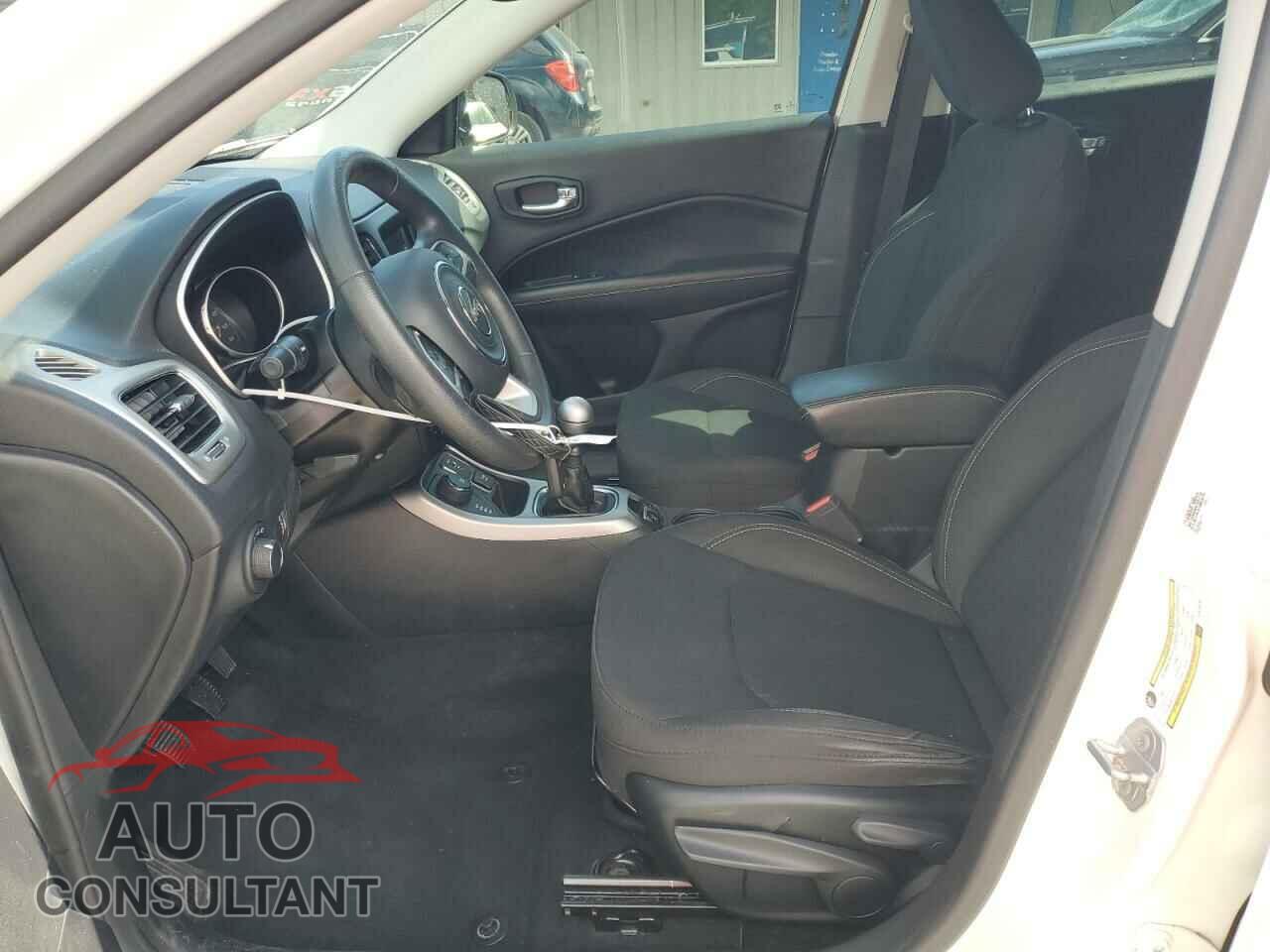 JEEP COMPASS 2019 - 3C4NJDAB6KT670278