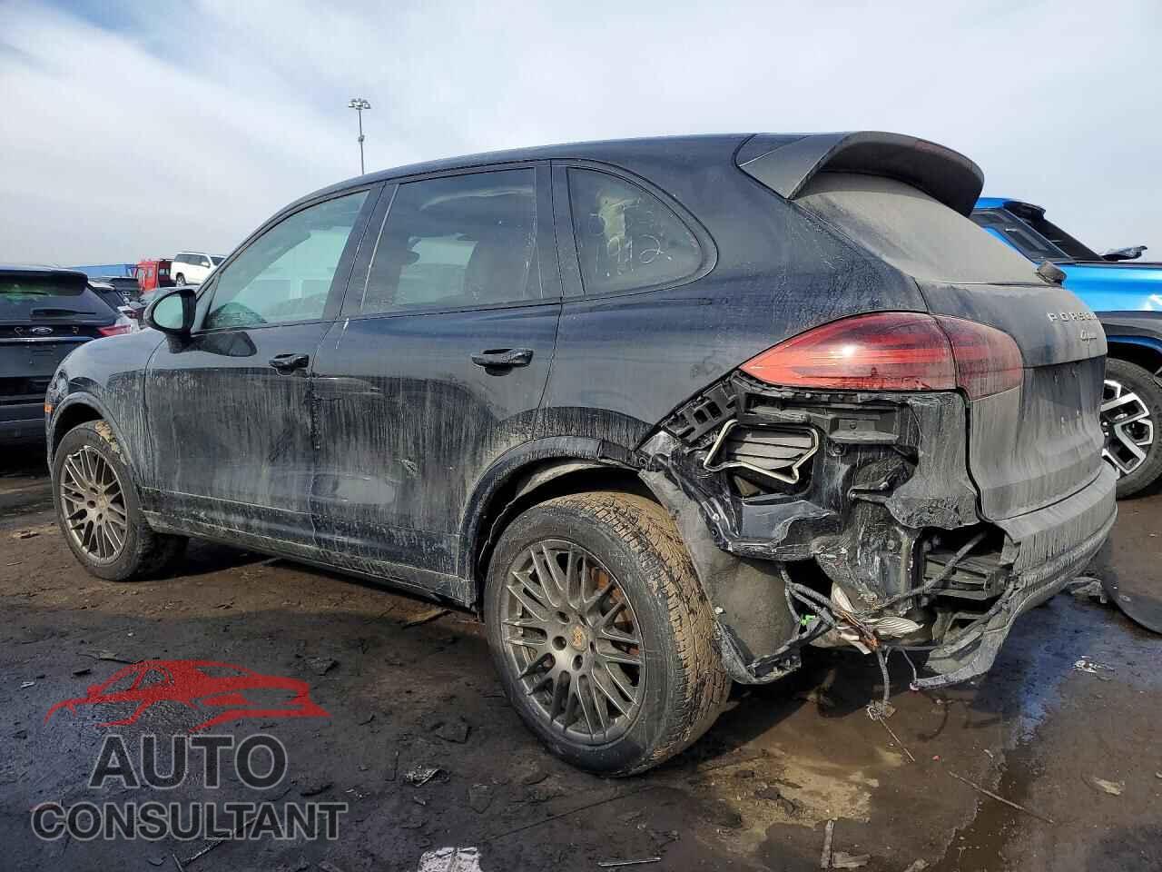 PORSCHE CAYENNE 2018 - WP1AA2A26JKA06564