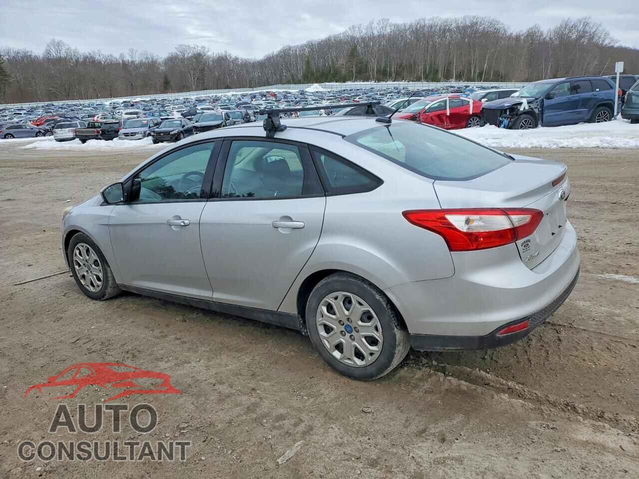 FORD FOCUS 2012 - 1FAHP3F22CL201593