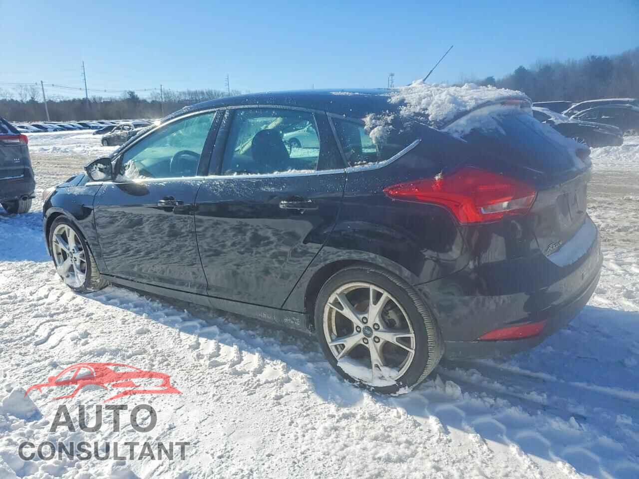 FORD FOCUS 2016 - 1FADP3N28GL353982