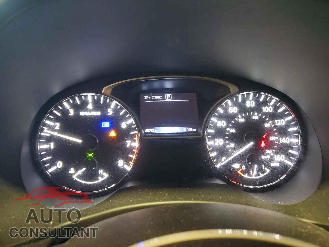 NISSAN PATHFINDER 2019 - 5N1DR2MM9KC636431