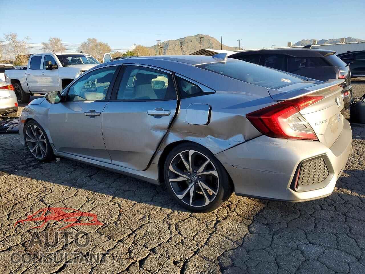 HONDA CIVIC 2018 - 2HGFC1E57JH705002
