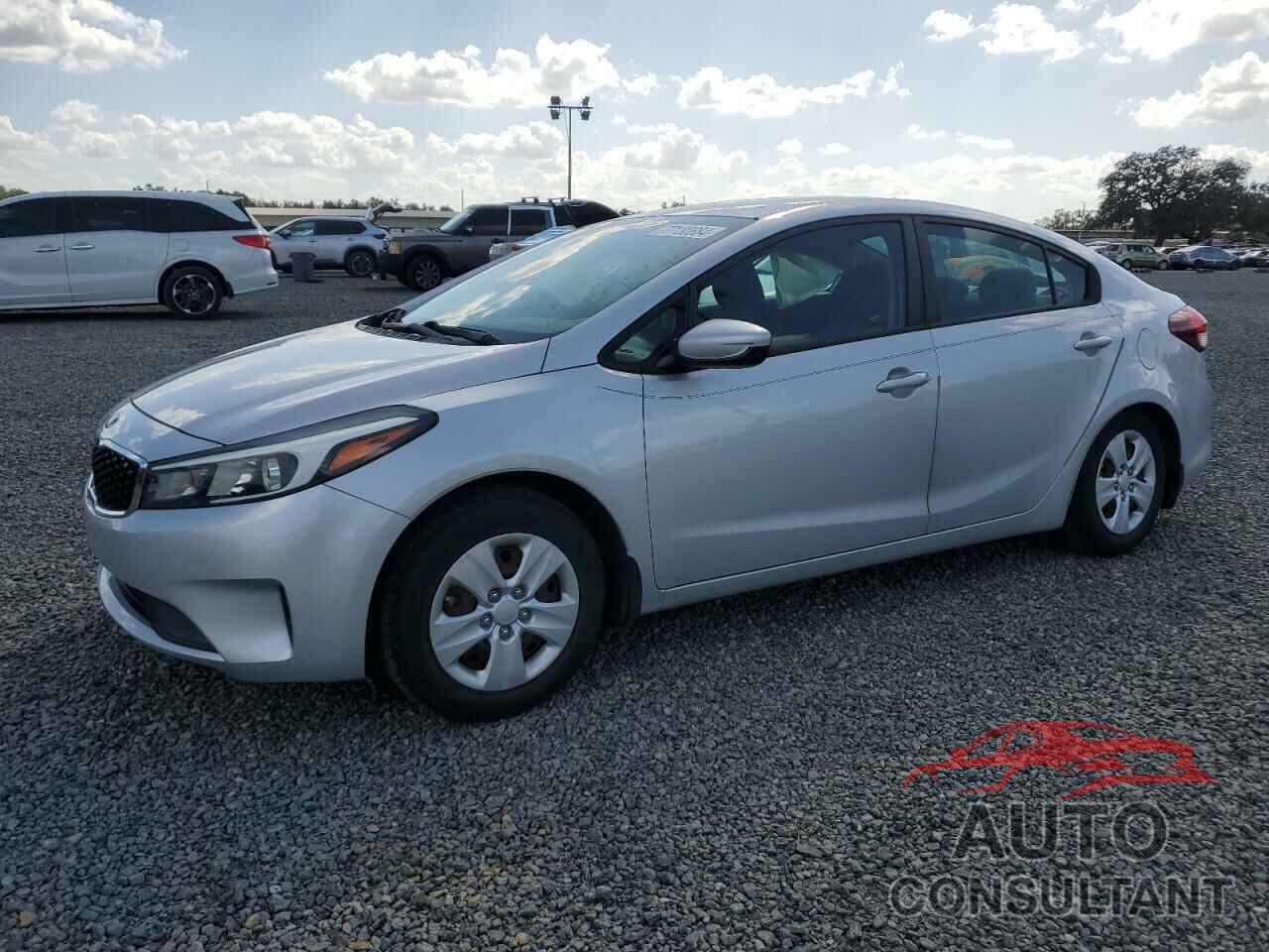 KIA FORTE 2018 - 3KPFK4A74JE284796