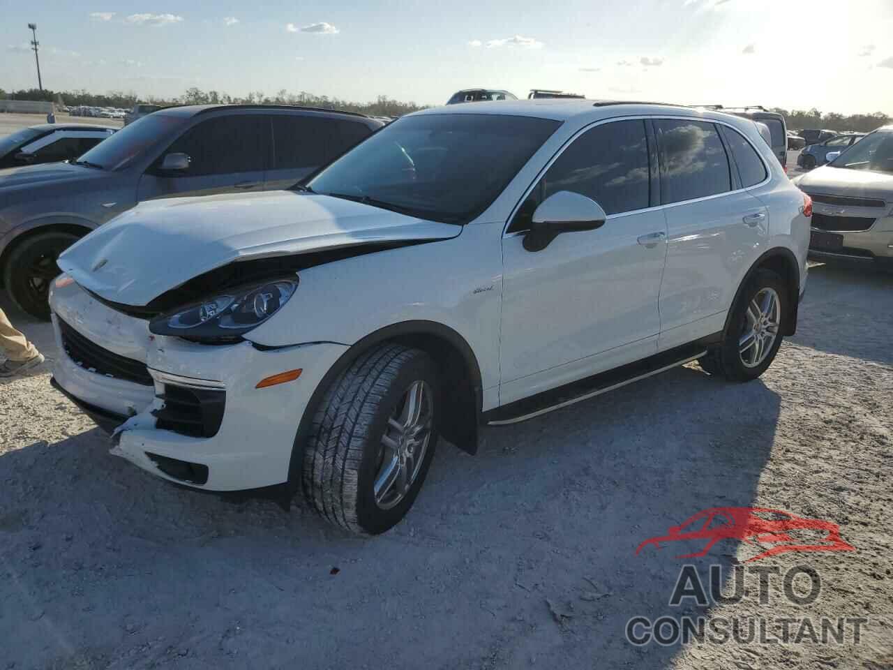 PORSCHE CAYENNE 2016 - WP1AF2A29GKA44400